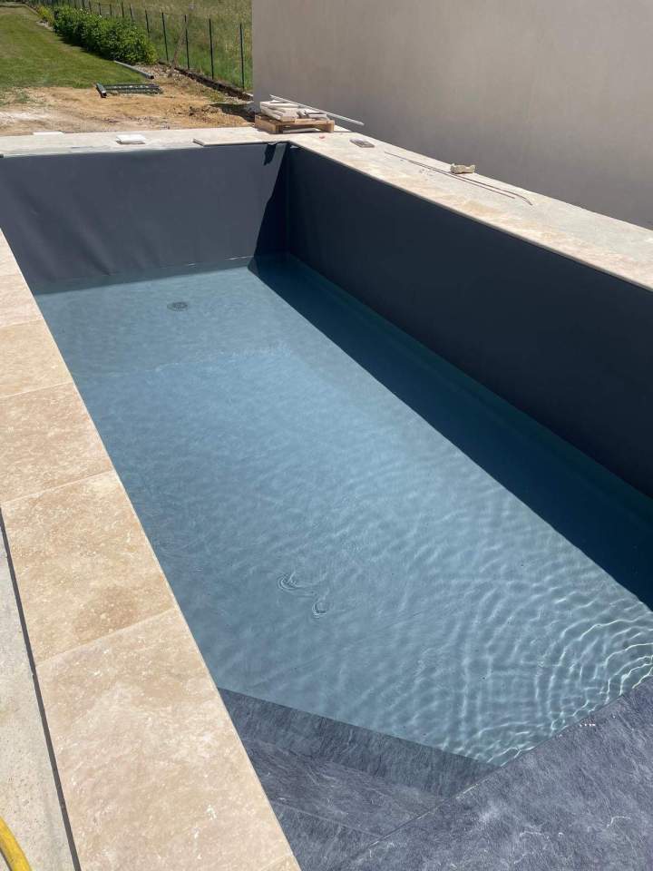 Création de piscine en béton et pose de coque