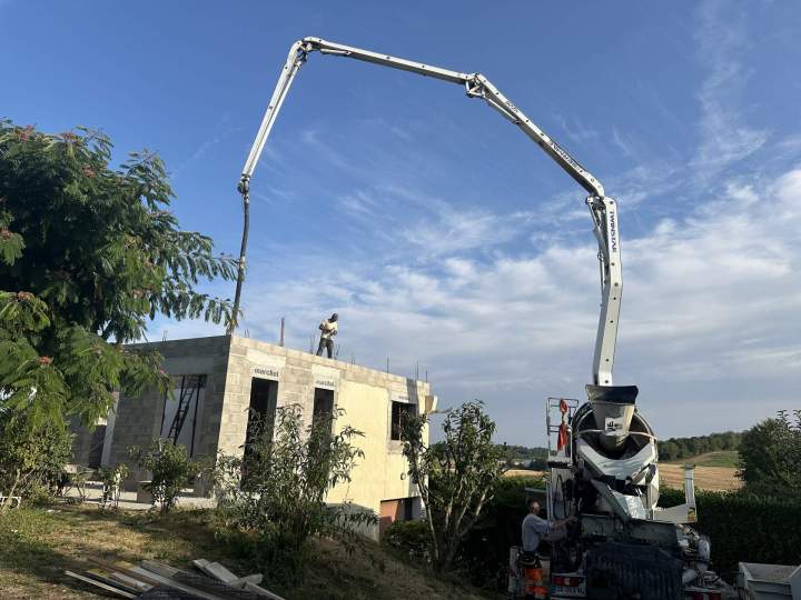 Coulage de dalle pour surélévation de maison